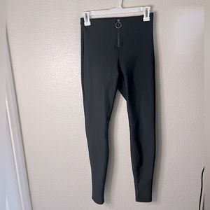 NWOT Alo High-Waist Fast Leggings